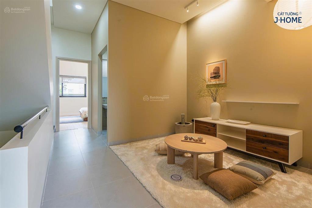 Chính chủ bán gấp căn 3 tầng, sổ hoàn công, nhà mới nhận, công chứng sang tên nhận nhà ở ngay