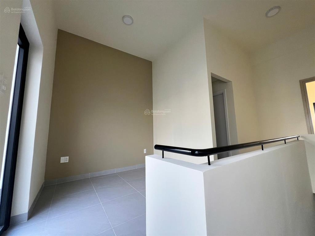 Chính chủ bán căn nhà tâm huyết, nhà mới chưa sử dụng, có sổ hoàn công đầy đủ, xem nhà thực tế