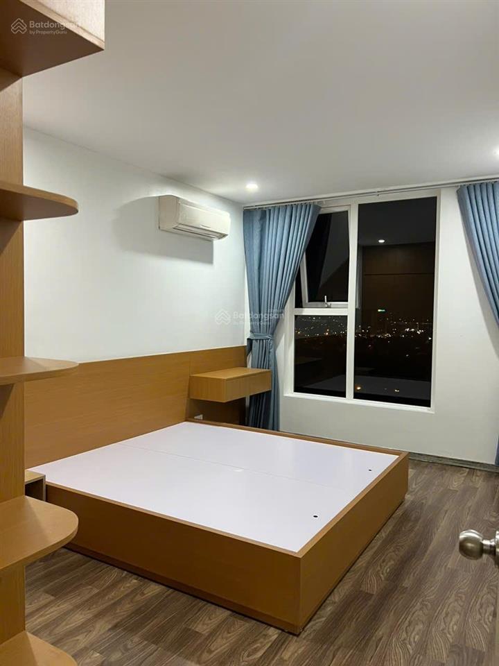 Chính chủ cho thuê căn góc 3pn, 101m2 tòa n02t3, ngoại giao đoàn, full đồ đẹp, giá 15tr, 0393 755 ***