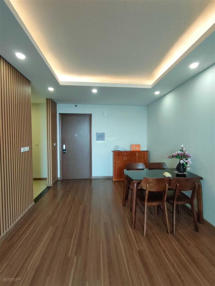 Chính chủ cho thuê căn 2pn, 2wc, 87m2 full đồ, view hồ toà n01t5 ngoại giao đoàn 14tr/th 0393 755 ***