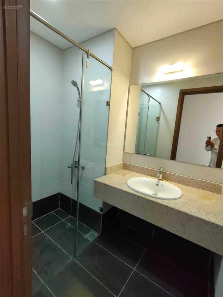Chính chủ cho thuê căn 2pn, 2wc, 87m2 full đồ, view hồ toà n01t5 ngoại giao đoàn 14tr/th 0393 755 ***