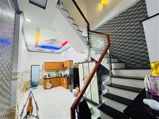 Nhà đẹp, dt 68m2 ngay bến bình đông quận 8