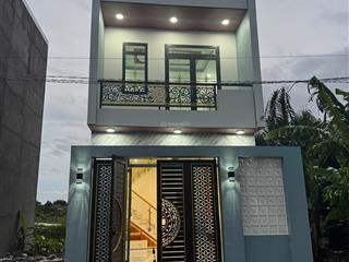 Chủ gửi bán căn nhà ngay thị trấn tân kim mới xây xong mt ngang 4m7 sát đường ql50