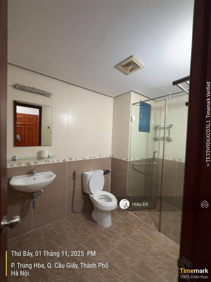 N05 hoàng đạo thuý cho thuê duy nhất 160m2 3n 3wc cơ bản. giá  18tr/tháng. có slot oto hầm