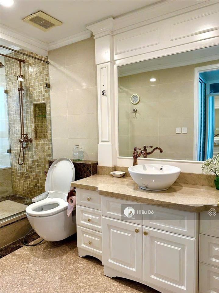 Cho thuê penthouse duplex thanh xuân 400m2 siêu hiếm gần lê văn lương. giá chỉ 40 tr/ tháng