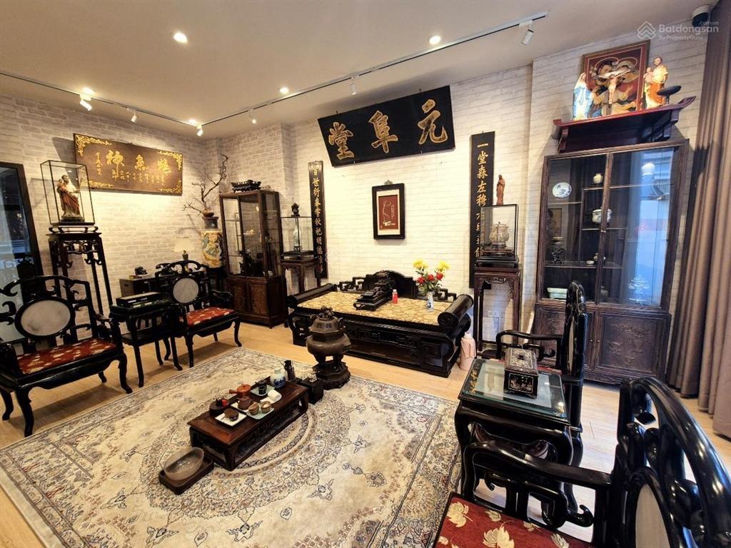 Bán nhà phân lô xa la hà đông 55m2, 5t, 5mt, ô tô vào nhà, hàng hiếm, giá hơn 11 tỷ,  0977 885 ***