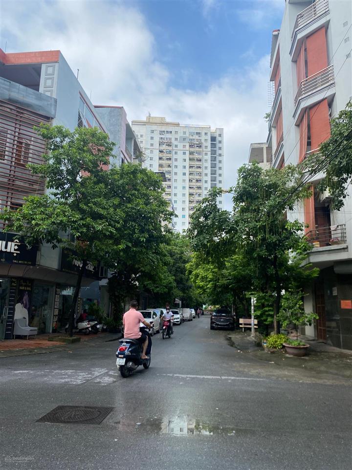 Bán nhà liền kề ngô thì nhậm, hà đông 55m 5t mt5.5m, thang máy ,hơn 16 tỷ, kinh doanh  0977 885 ***