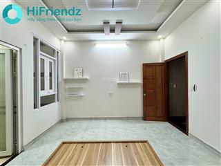 Pass gấp!!! phòng đầy đủ nội thất dành cho 12 người. thoáng mát, văn minh, gần sân bay.