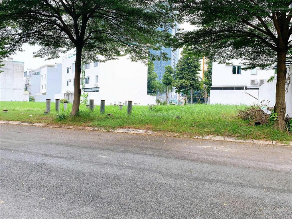 Bán đất nền everrich 3 q7, dt 8x18m, xd hầm + trệt + 3 lầu, giá bán 18.5 tỷ