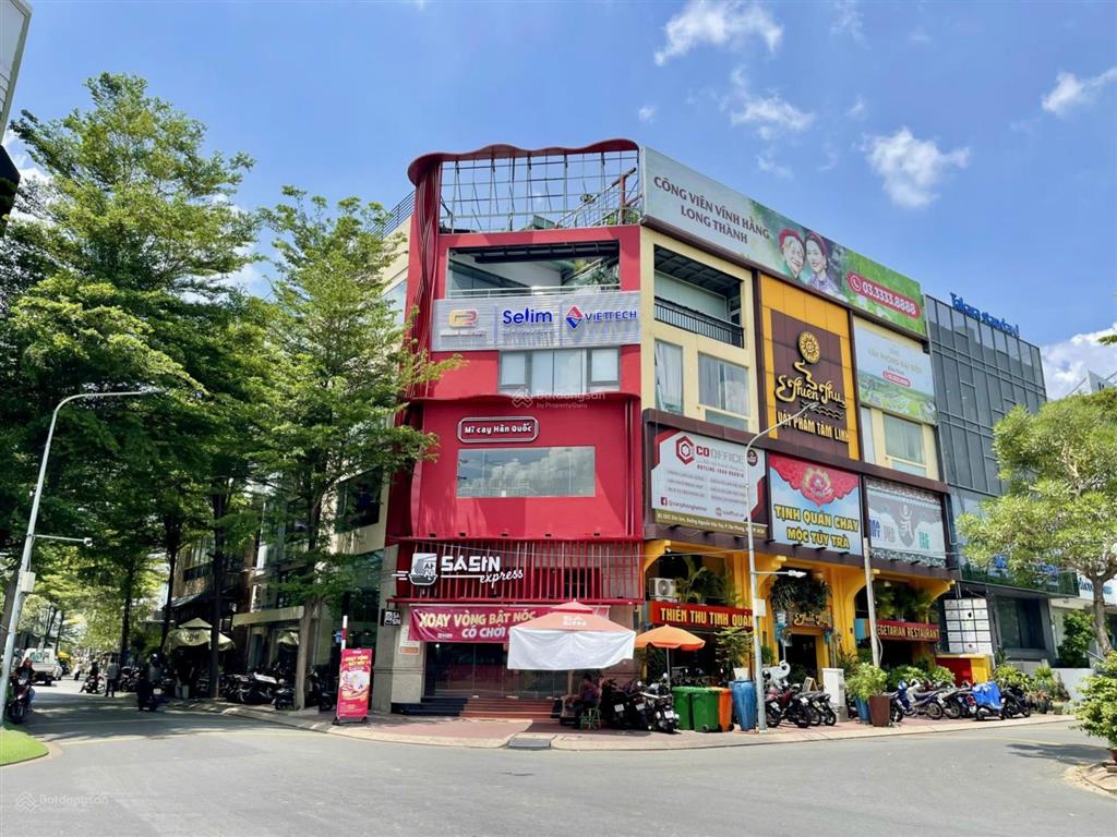Bán gấp góc 2 mt huỳnh văn bánh phú nhuận (6x18m xd 5 tầng cho thuê 80 triệu/tháng) 22 tỷ