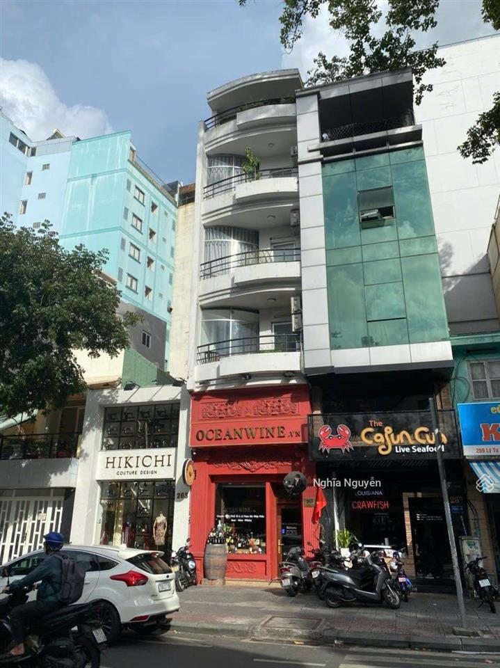 Bán gấp nhà mt sát nguyễn huệ dt 4x17m  4 tầng  thuê 180 triệu  giá chỉ 50 tỷ