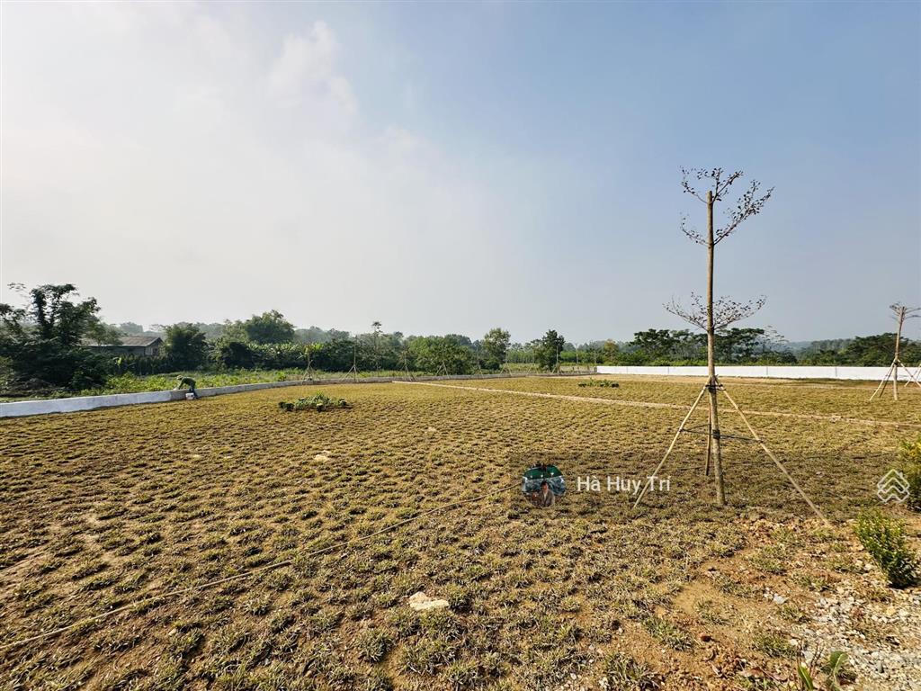 Mở bán 7 lô đất nghỉ dưỡng  view núi non xung quanh  diện tích lớn  giá chỉ nhỉnh 2 tỷ/ lô