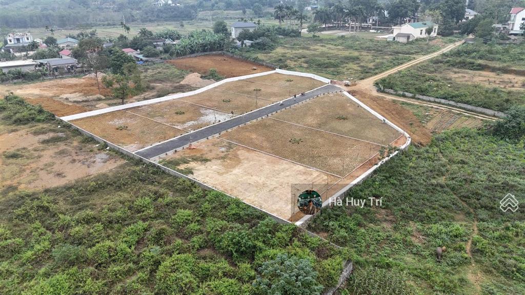 Mở bán 7 lô đất nghỉ dưỡng  view núi non xung quanh  diện tích lớn  giá chỉ nhỉnh 2 tỷ/ lô