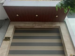 Cho thuê nhà mặt phố đường nguyễn minh hoàng, tân bình, 25 triệu, 80m2