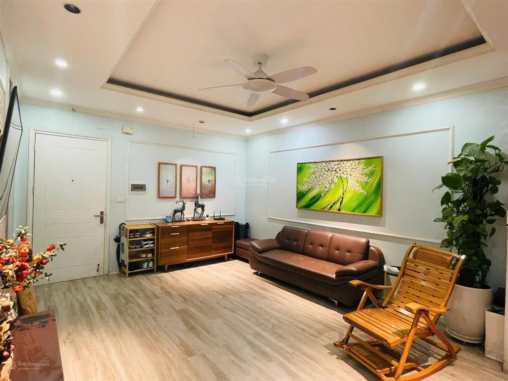 Chính chủ bán căn 2 p ngủ đại kim building 70m2 thông thuỷ đầy đủ nội thất, giá 5,42 tỷ