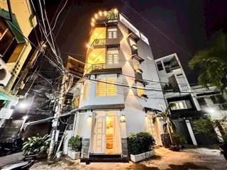 40m² (3,8x11m) nhà 5 tầng hxh thông p5  5pn  góc 2 mặt thoáng  đậu xe thoải mái chỉ 7,75 tỷ