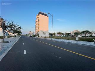 Định cư mỹ gia đình bán lô 121m2 giá 1,5tỷ cách biển long cung 4phút  cách bệnh viện 800m  sổ sẳn