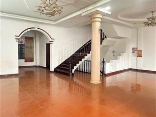 Cho thuê nhà 10x20, 3 lầu mặt tiền kdc chánh nghĩa