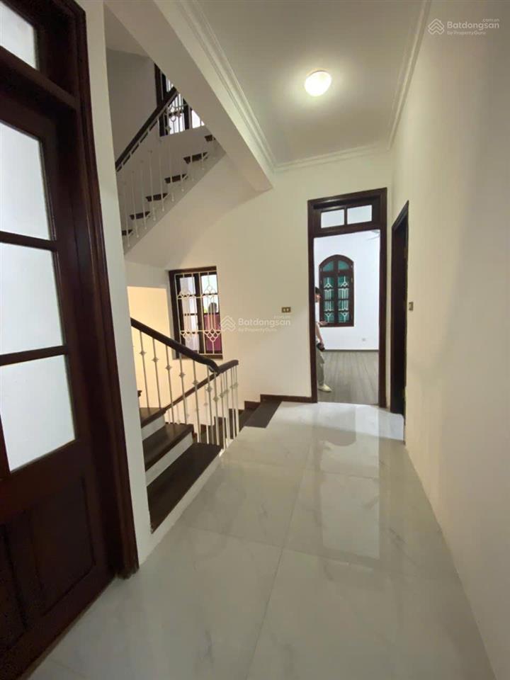 Cho thuê nhà trong khu đô thị định công, dt 90m*4 tầng, oto đỗ cửa, văn phòng, ở gia đình...22tr