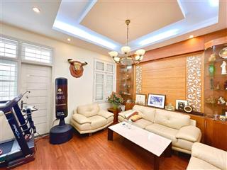 Căn btlk đốc ngữ. 115m2, 4t, mt 7.5m. thuộc khu biệt thự lk đẳng cấp, yên tĩnh, kín đáo, xanh mát