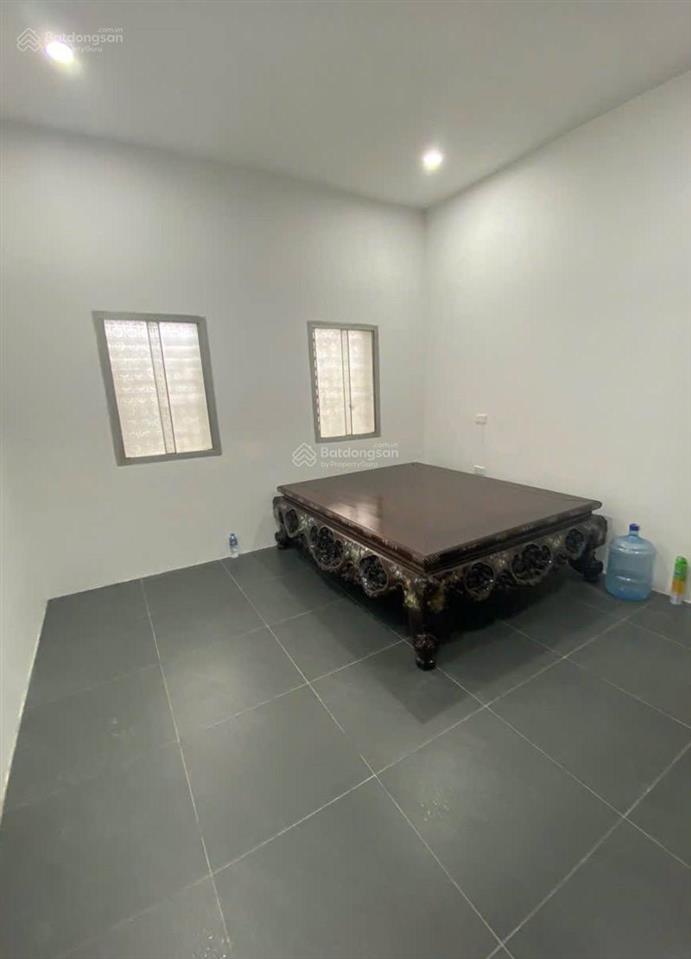 Cho thuê nhà nguyên căn phố thượng thanh, long biên  siêu kinh doanh