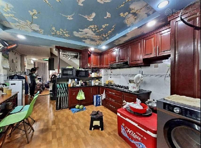 Bán nhà âu cơ 5 tầng kiên cố ( 4 x 17 ) hẻm xe hơi gần mặt tiền, vòng xoay lê đại hành hơn 9 tỷ.