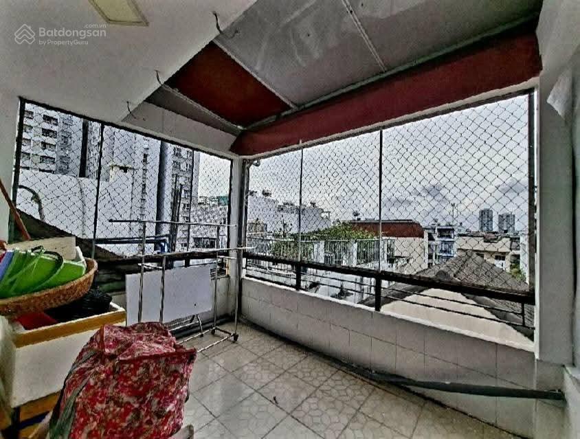 Bán nhà âu cơ 5 tầng kiên cố ( 4 x 17 ) hẻm xe hơi gần mặt tiền, vòng xoay lê đại hành hơn 9 tỷ.