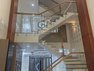 Bán nhà lê văn quới ( 4 x 14 ) hẻm xe hơi, 5 tầng mới xây vào ở ngay, thiết kế lửng ngược.