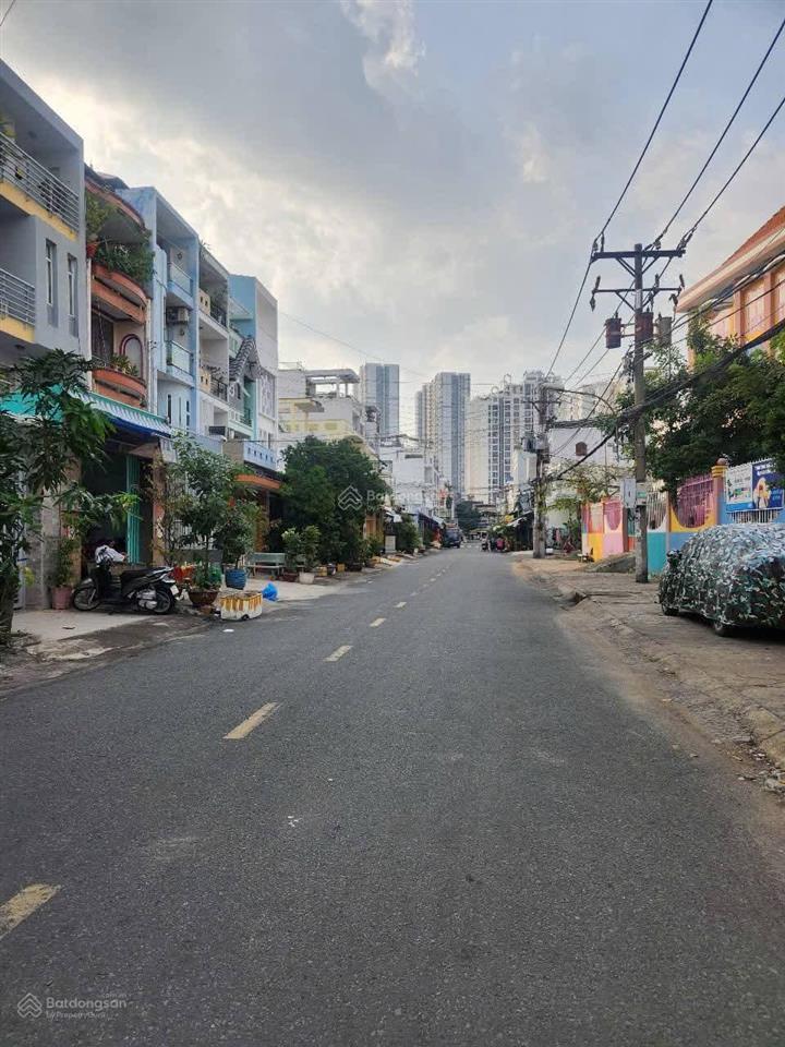 Bán nhà khu vip bình phú cư xá phú lâm d, 4 x 18m, 3 tầng gần mega chỉ hơn 8 tỷ