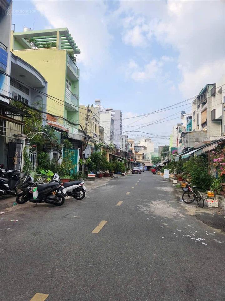 Bán nhà khu vip bình phú cư xá phú lâm d, 4 x 18m, 3 tầng gần mega chỉ hơn 8 tỷ