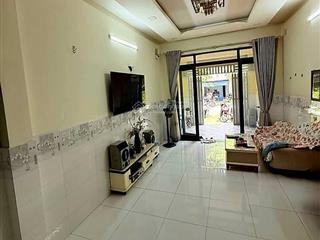 Bán nhà lạc long quân ( 4 x 18 ) hẻm 8m sát mặt tiền, 5 tầng vào ở ngay nhỉnh 11 tỷ.