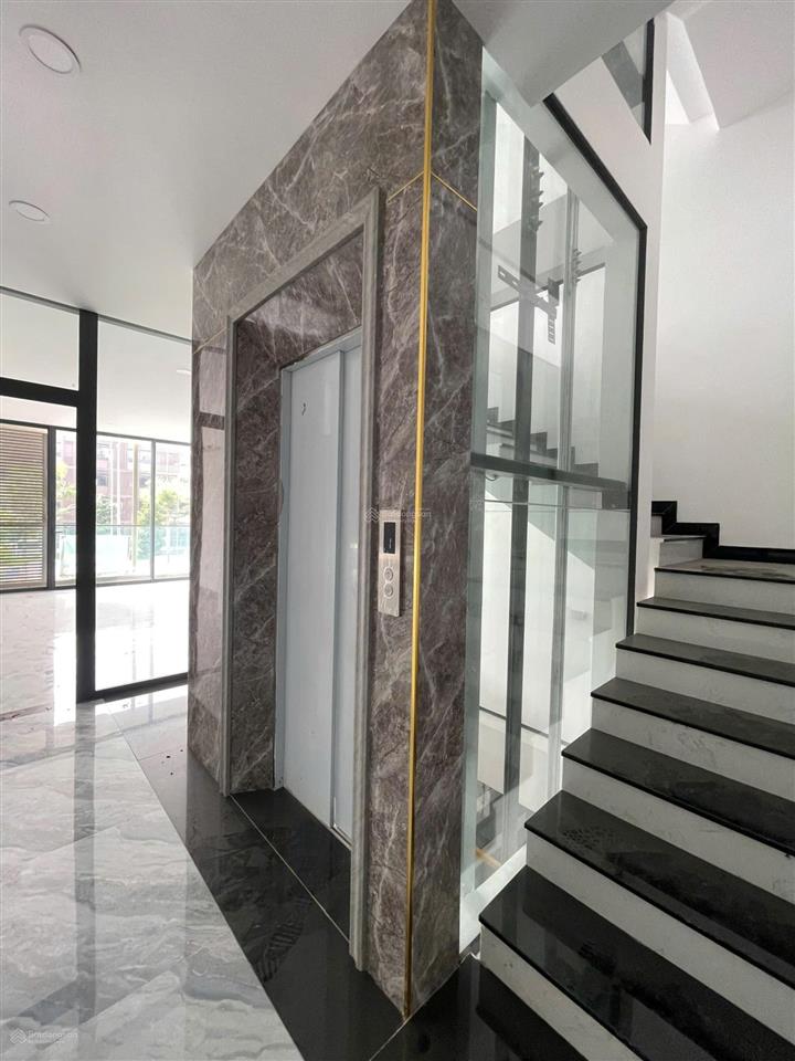 Nhà phố global hoàn thiện ntcb, giá 45 triệu view công viên sầm uất, kinh doanh + ở.