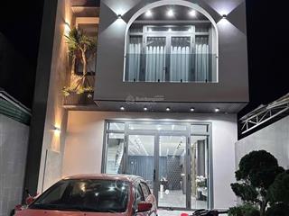 Biệt thự mini mới xây  cần đước  long an  bao hoàn công  giá chỉ 2 tỷ 5 103m2