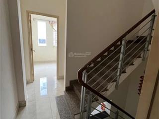 Nha 4 tầng hẻm phạm văn chí. p7 . q6