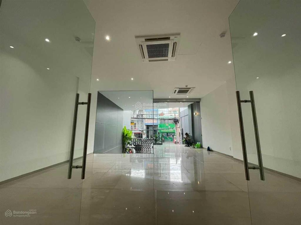 Tòa nhà 6 tầng 49a phan đăng lưu, phường 6, quận bình thạnh  giá 55 triệu