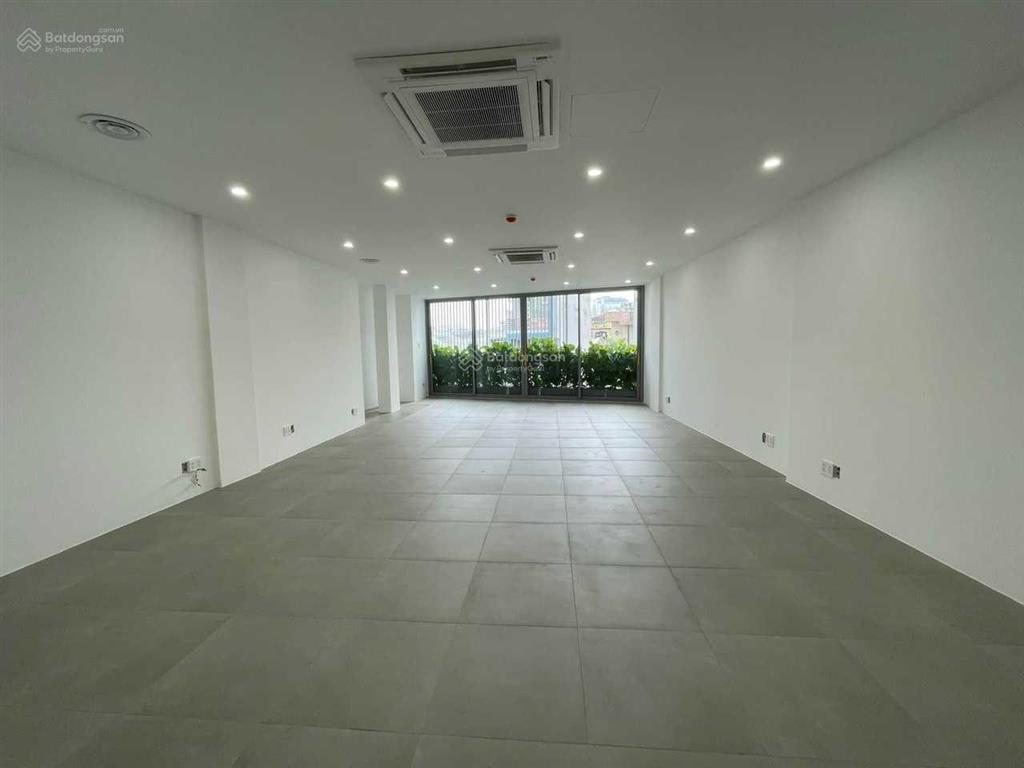 Tòa nhà 6 tầng 49a phan đăng lưu, phường 6, quận bình thạnh  giá 55 triệu