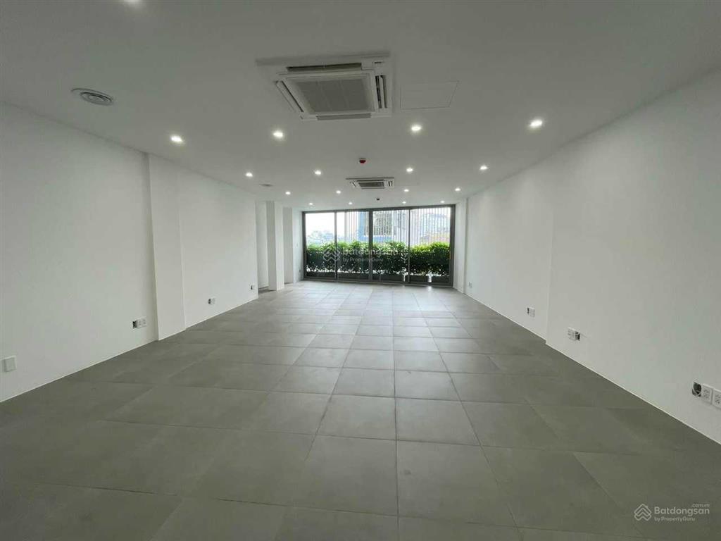 Tòa nhà 6 tầng 49a phan đăng lưu, phường 6, quận bình thạnh  giá 55 triệu