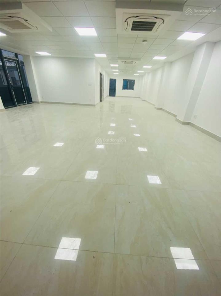 Cho thuê nhà 120 nơ trang long p13 bình thạnh. 4 lầu thang máy. dtsd 720m2. có pccc