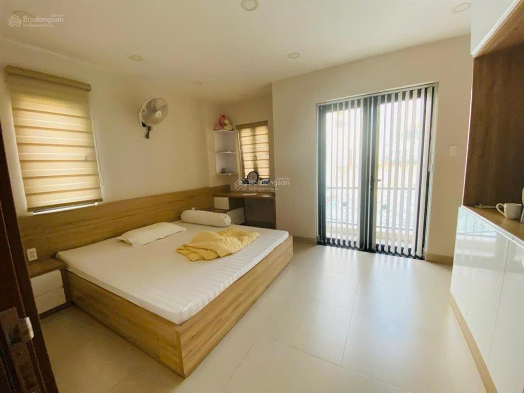 Cho thuê biệt thự ngang 8m dài 16m số 10/1c hoàng hoa thám, phường 7, bình thạnh
