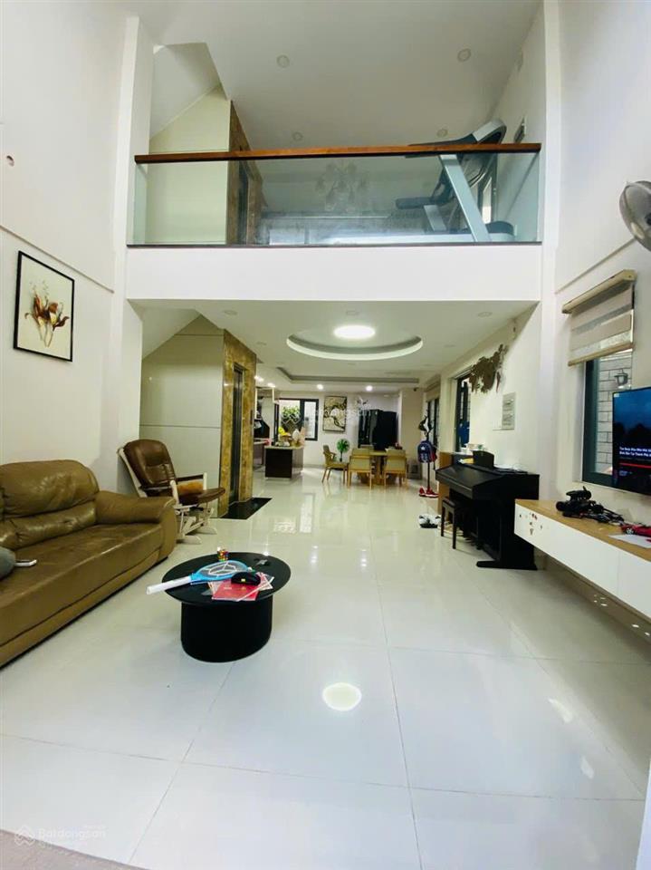 Cho thuê biệt thự ngang 8m dài 16m số 10/1c hoàng hoa thám, phường 7, bình thạnh