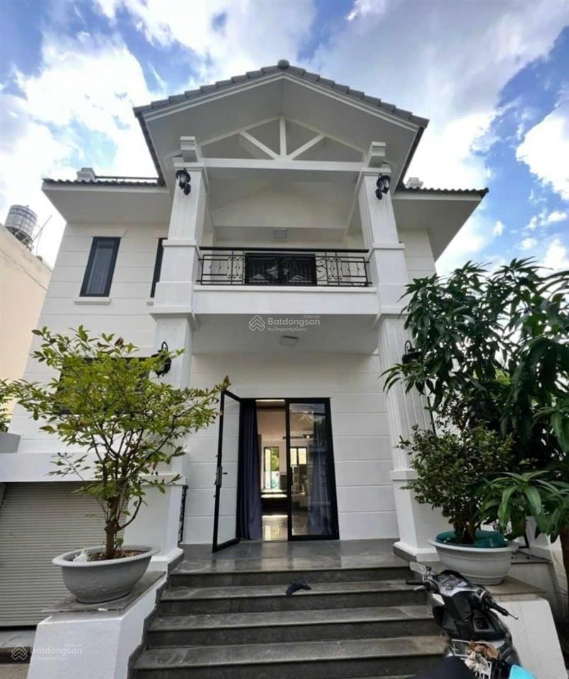 Cho thuê villa hẻm xe hơi đường nam kỳ khởi nghĩa, quận 3