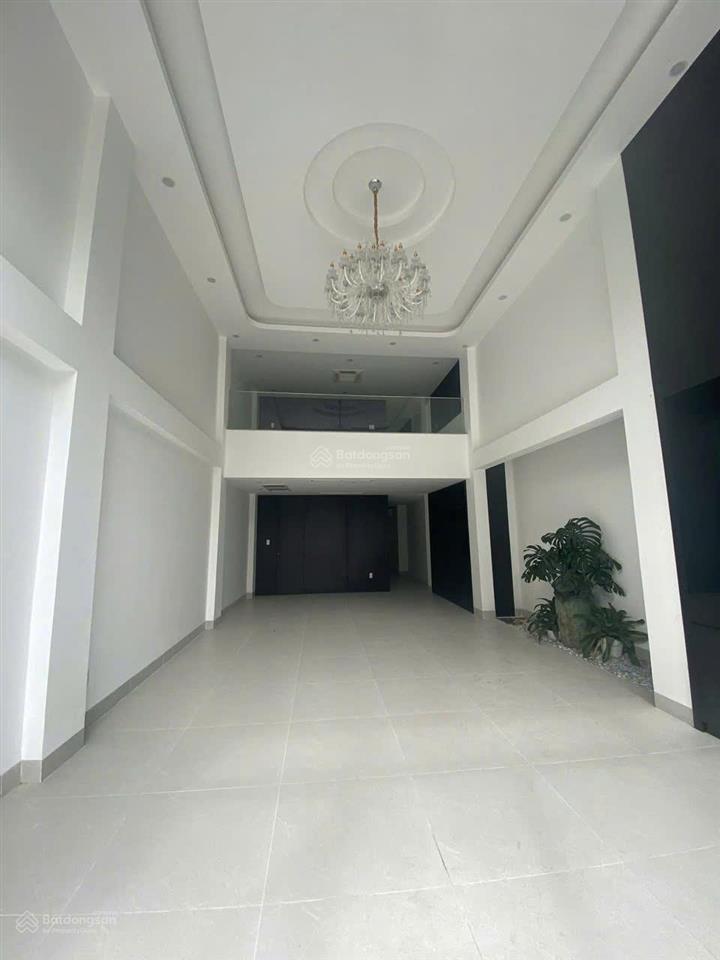 Cho thuê nhà 37/2b nguyễn minh hoàng, phường 12, quận tân bình.