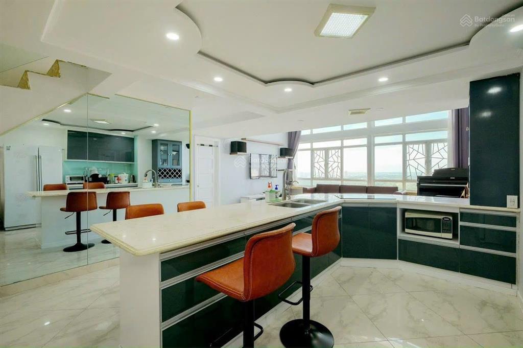 Bán cc phú hoàng anh, 140m2, 3pn, 2wc, nhà bè, hcm, giá ưu đãi