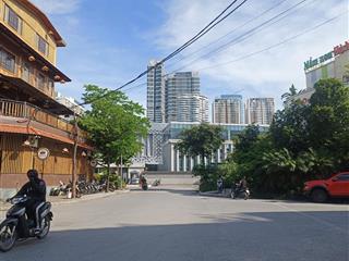 Bán đất gần khu ngoại giao đoàn, xuân đỉnh, dt 180m2, mặt tiền 9 mét