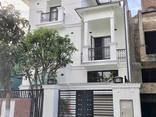 Chủ nhà bán gấp biệt thự góc duy nhất, giá chỉ từ 113tr/m2 bao toàn bộ chi phí. call em 0928 036 ***
