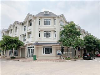 Nhà vườn 120m2 mặt tiền 8m trục thông giá thoả thuận.  em sơn 0928 036 ***