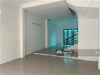 Tôi cần cho thuê liền kề 75m2 khu c hoàn thiện 2 tầng giá 15tr/ 1 tháng.  0928 036 ***.