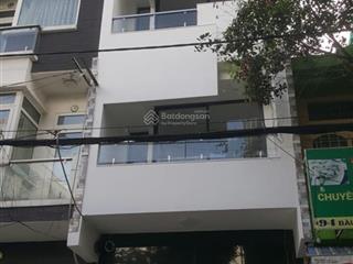 Mặt tiền âu cơ đoạn đối diện oriantal plaza  4 tầng đẹp  dtcn 104m2  giá chỉ 18.5 tỷ