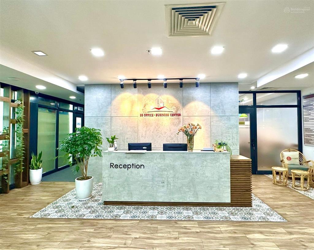 Cho thuê văn phòng dịch vụ trọn gói  tòa nhà diamond flower  ngã tư lê văn lương  hoàng đạo thúy