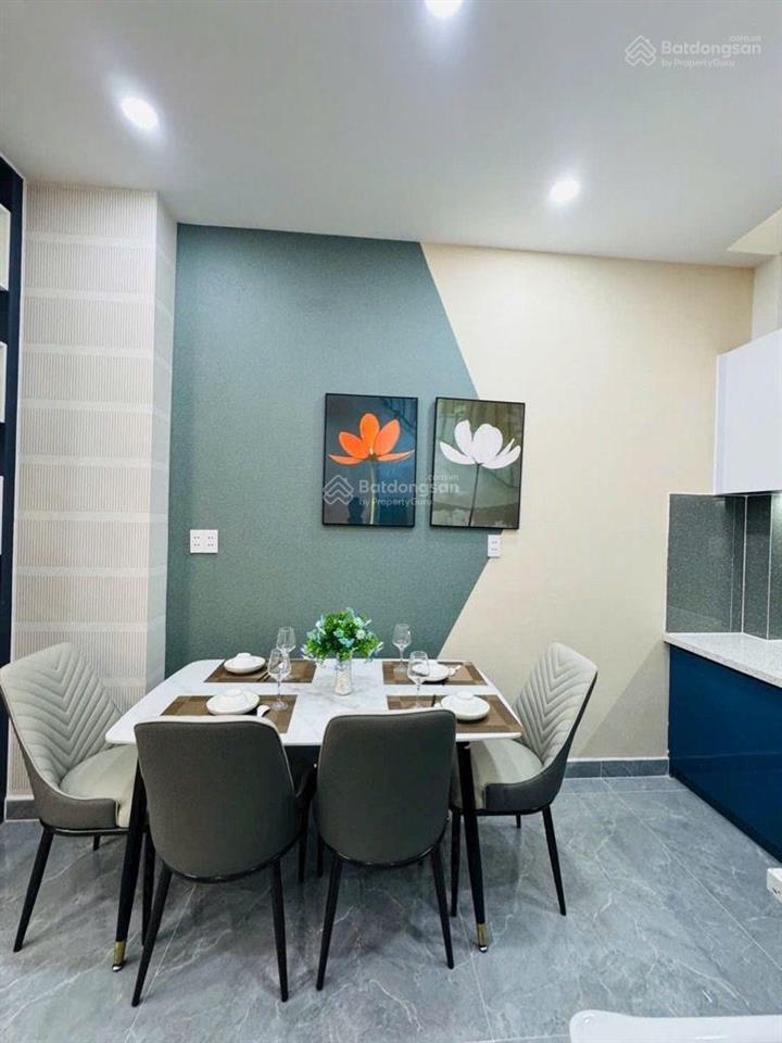 Nhà đẹp gò vấp hẻm xe hơi gần dreamhome và chợ thạch đà 44m, 3 tầng, full nội thất, 5 tỷ ++